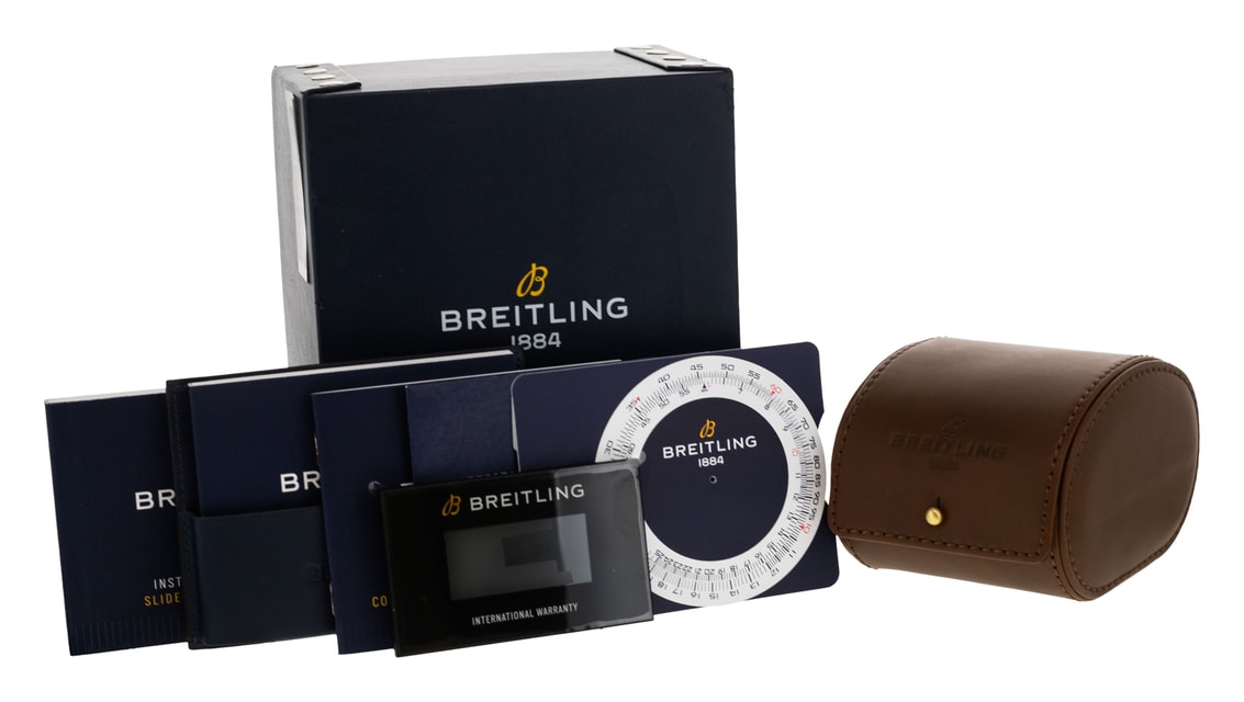 Breitling Navitimer Chronograph GMT 46 A24322 Image 4